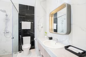 thumbnail: Bathroom