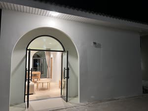 thumbnail: Front of property