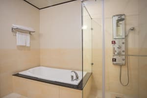 thumbnail: Bathroom
