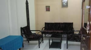 thumbnail: Lobby sitting area