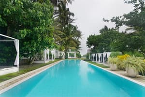 thumbnail: Pool