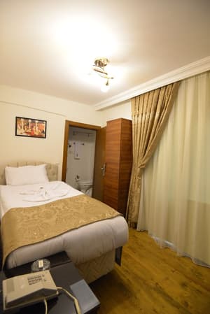 thumbnail: Room amenity
