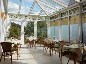 thumbnail: Breakfast area