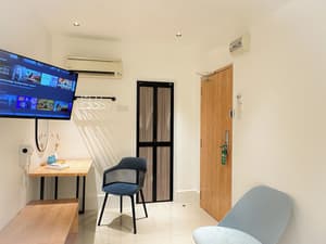 thumbnail: Room