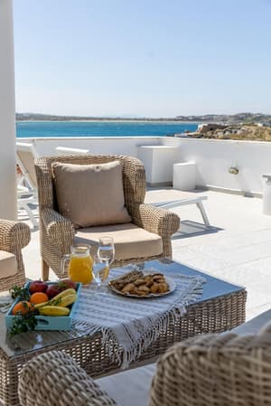 thumbnail: Balcony view