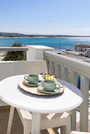 thumbnail: Balcony view