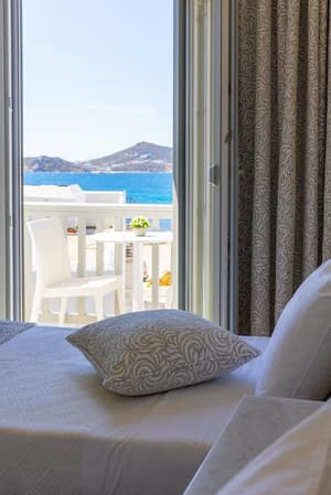 thumbnail: Balcony view