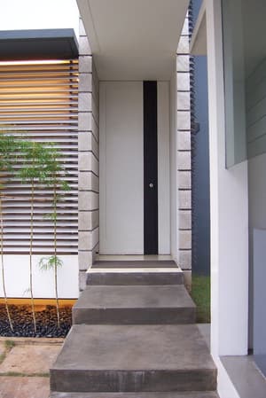 thumbnail: Exterior