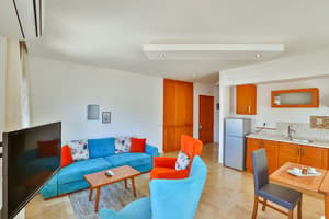 thumbnail: Living area