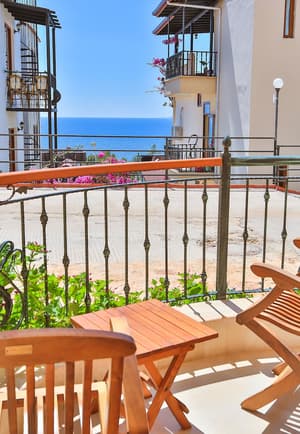 thumbnail: Balcony view
