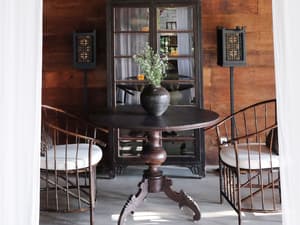 thumbnail: In-room dining