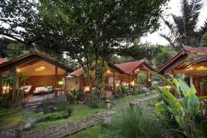 thumbnail: Exterior