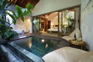 thumbnail: Private pool