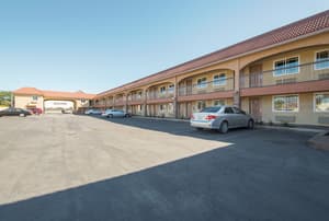 thumbnail: Parking
