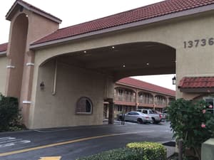 thumbnail: Exterior