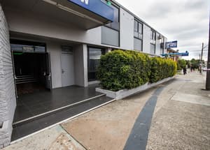 thumbnail: Exterior