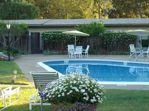 thumbnail: Pool