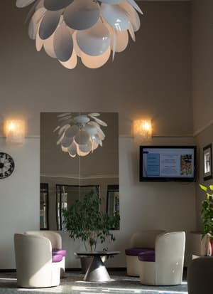 thumbnail: Interior entrance