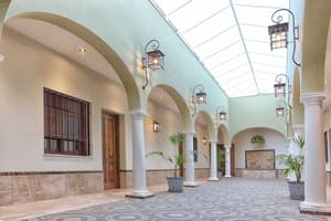 thumbnail: Interior
