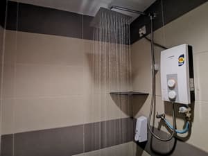 thumbnail: Bathroom shower