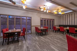 thumbnail: Restaurant