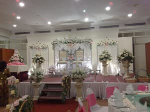 thumbnail: Banquet hall