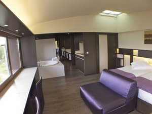 thumbnail: Living area