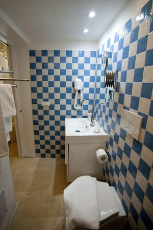 thumbnail: Bathroom