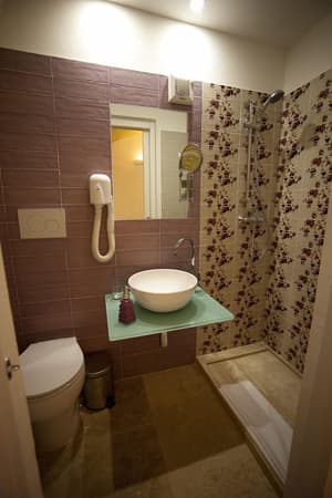 thumbnail: Bathroom