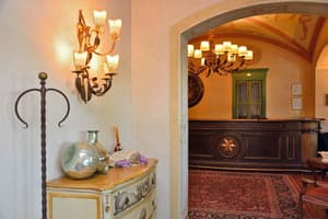 thumbnail: Interior detail