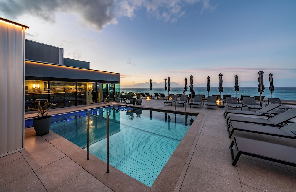 Rooftop pool
