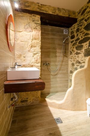 thumbnail: Bathroom shower