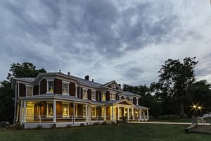 thumbnail: Property grounds