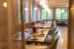 thumbnail: Restaurant