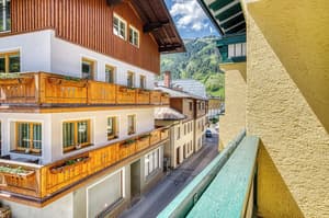 thumbnail: Balcony