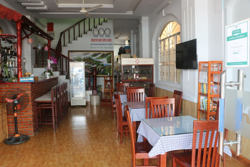 Restaurant-cafeteria
