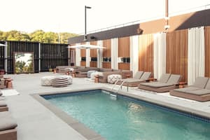 thumbnail: Pool