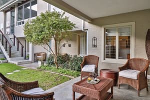 thumbnail: Terrace/patio