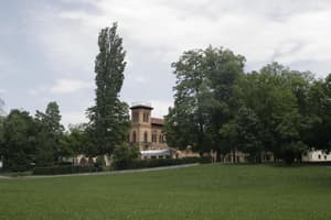 thumbnail: Property grounds