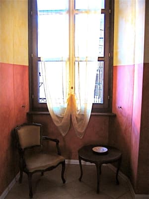 thumbnail: Interior