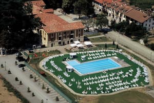 thumbnail: Outdoor pool
