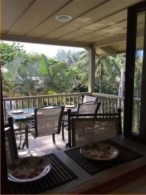 thumbnail: Outdoor dining