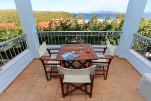 thumbnail: Terrace/patio