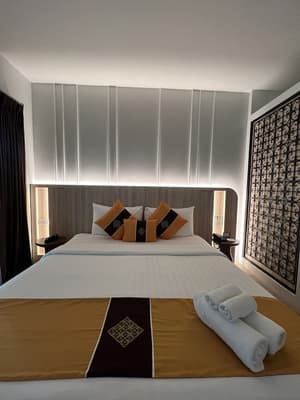 thumbnail: Room