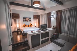 thumbnail: Room