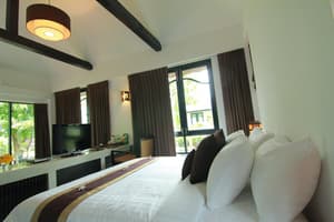 thumbnail: Room