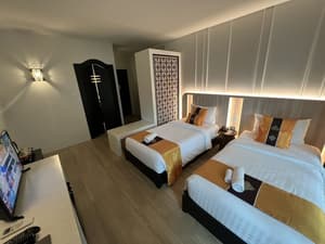 thumbnail: Room