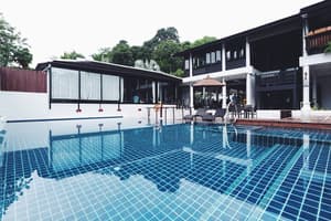 thumbnail: Pool