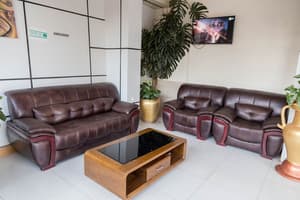 thumbnail: Lobby sitting area