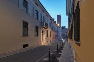 thumbnail: Front of property